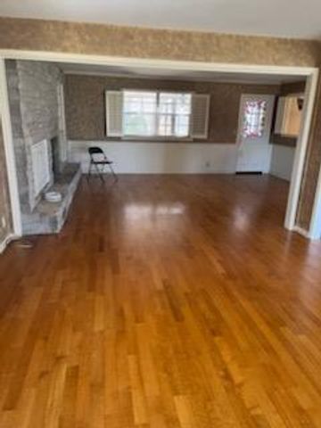 6705 N Shawnee Avenue, Oklahoma City, OK 73116