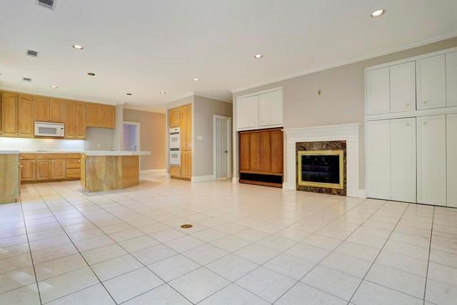 10210 Winding Wood Lane, Tomball, TX 77375