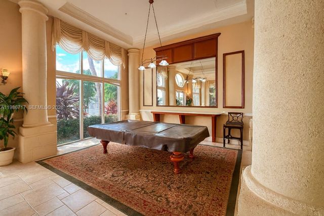 17150 N Bay Road 2319, Sunny Isles Beach, FL 33160