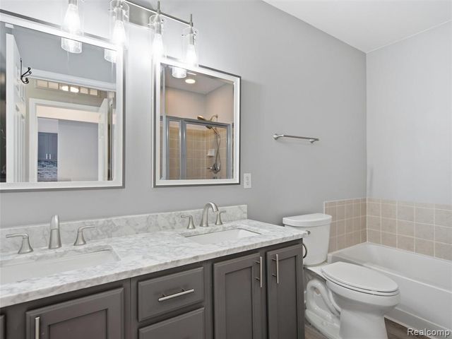 1528 Devon Lane, Troy, MI 48084