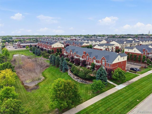 1528 Devon Lane, Troy, MI 48084