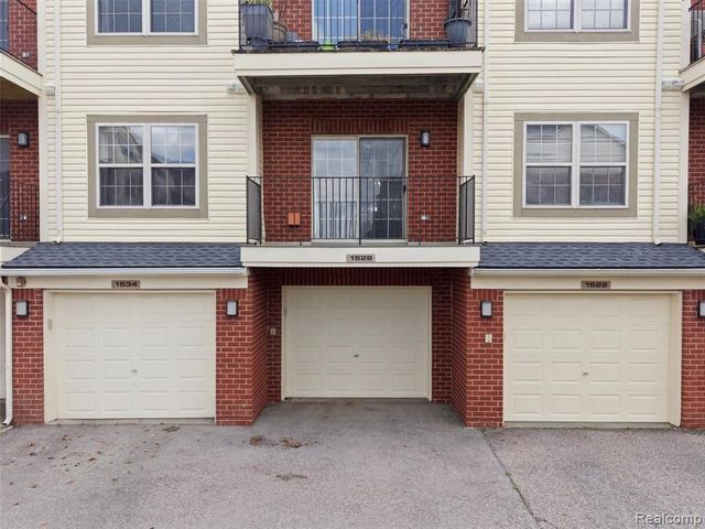 1528 Devon Lane, Troy, MI 48084