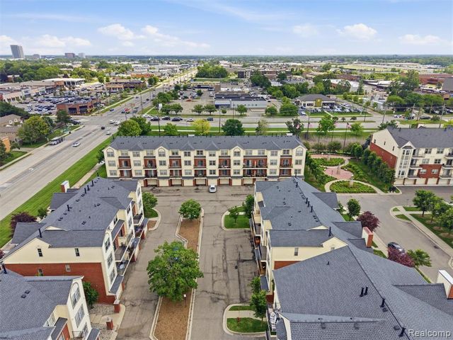 1528 Devon Lane, Troy, MI 48084
