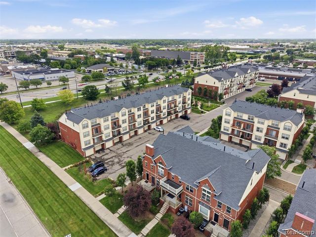 1528 Devon Lane, Troy, MI 48084