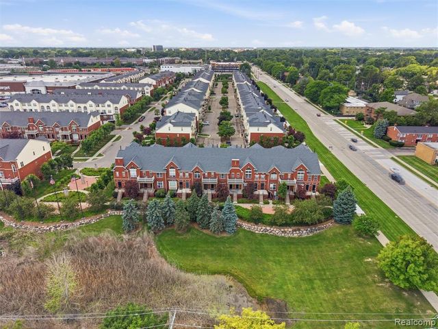 1528 Devon Lane, Troy, MI 48084