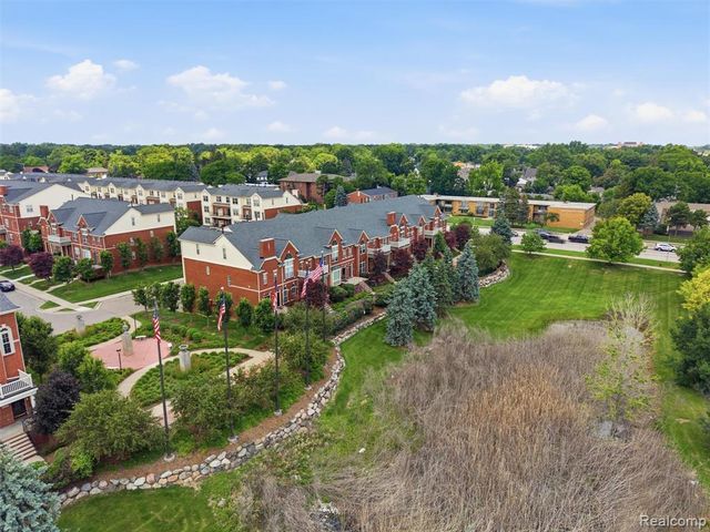 1528 Devon Lane, Troy, MI 48084