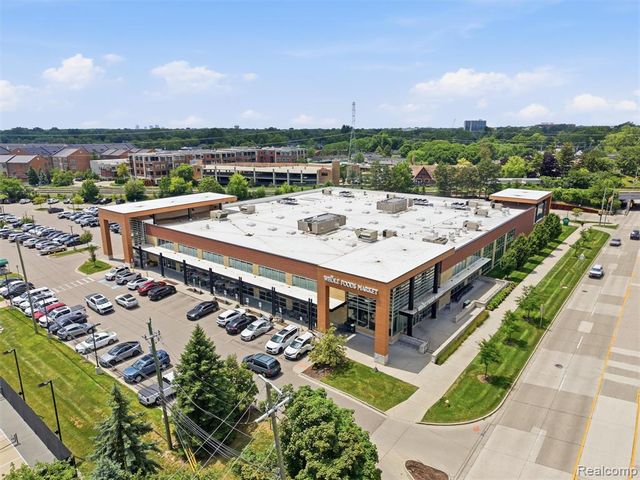 1528 Devon Lane, Troy, MI 48084