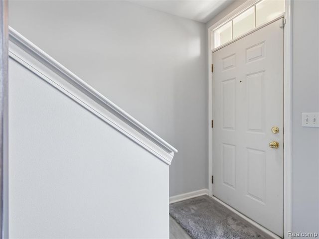1528 Devon Lane, Troy, MI 48084