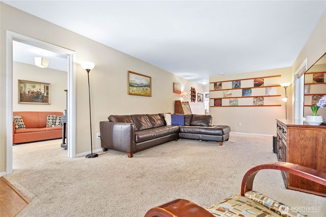 5581 2nd Avenue, Ferndale, WA 98248