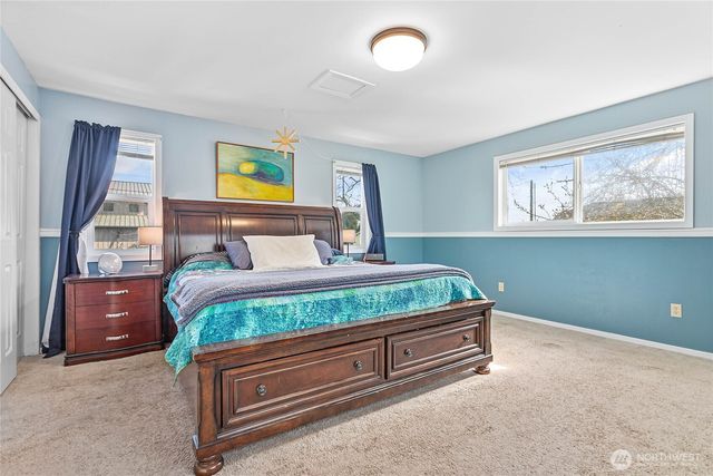 5581 2nd Avenue, Ferndale, WA 98248