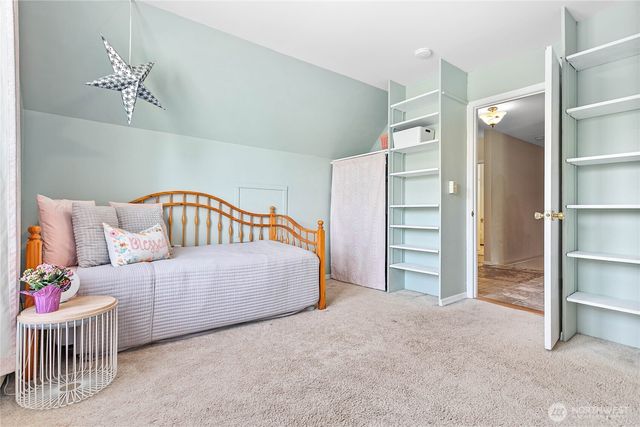 5581 2nd Avenue, Ferndale, WA 98248