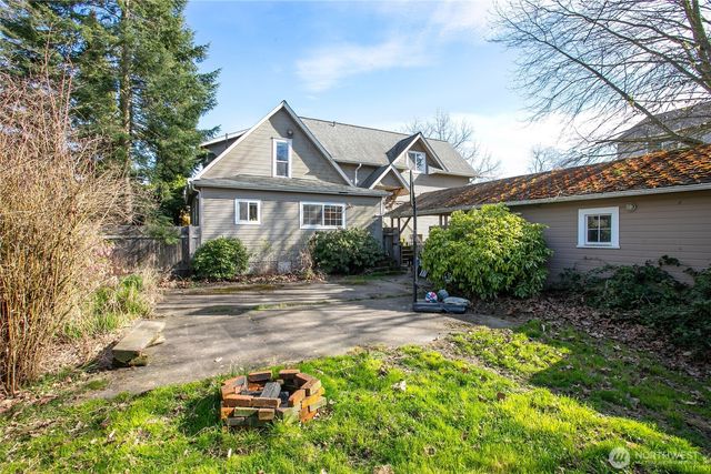 5581 2nd Avenue, Ferndale, WA 98248