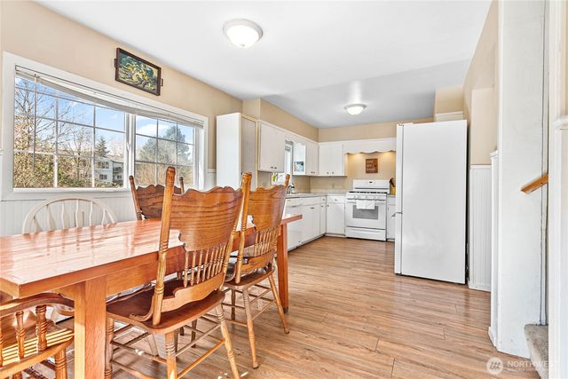 5581 2nd Avenue, Ferndale, WA 98248