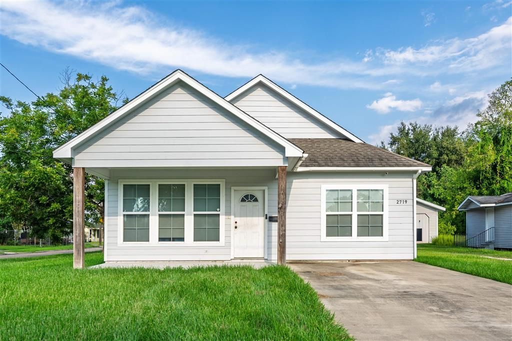 2719 Center Street, Lake Charles, LA 70601