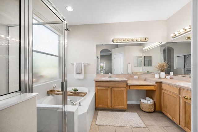 8806 SANDY PLAINS DRIVE, Riverview, FL 33578