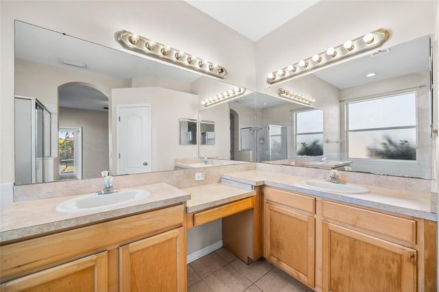 8806 SANDY PLAINS DRIVE, Riverview, FL 33578