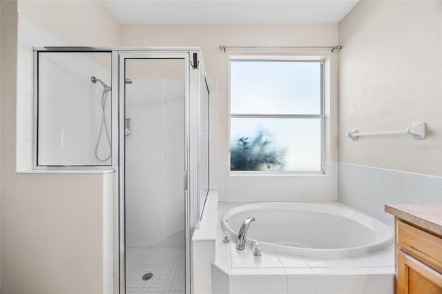 8806 SANDY PLAINS DRIVE, Riverview, FL 33578