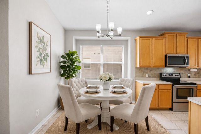 8806 SANDY PLAINS DRIVE, Riverview, FL 33578