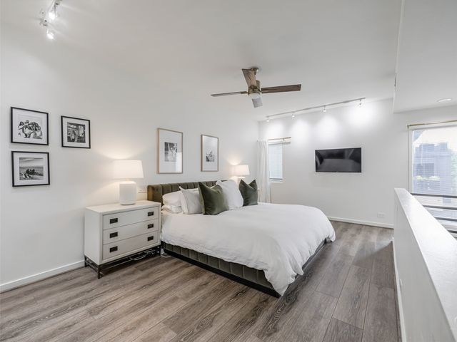 4242 Buena Vista Street 21, Dallas, TX 75205