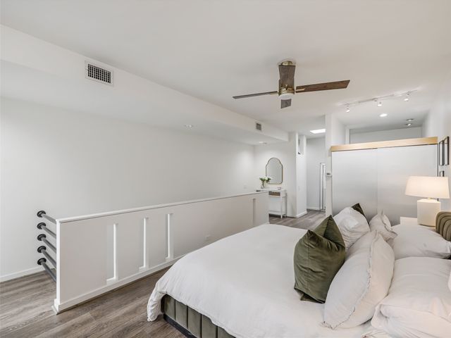 4242 Buena Vista Street 21, Dallas, TX 75205