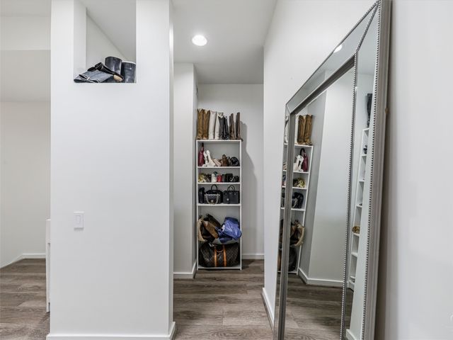 4242 Buena Vista Street 21, Dallas, TX 75205