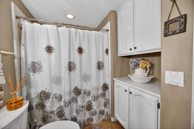 3816 Babson Dr, Elk Grove, CA 95758