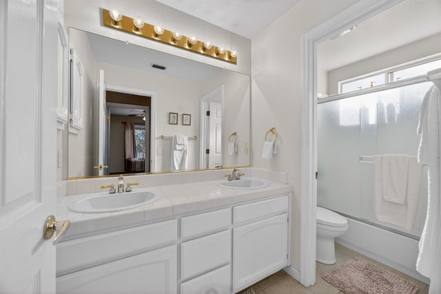 3816 Babson Dr, Elk Grove, CA 95758