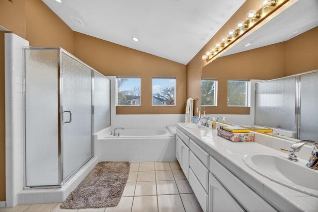 3816 Babson Dr, Elk Grove, CA 95758