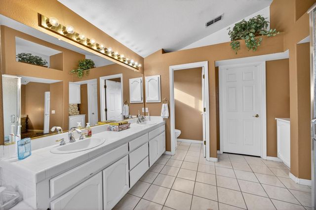 3816 Babson Dr, Elk Grove, CA 95758