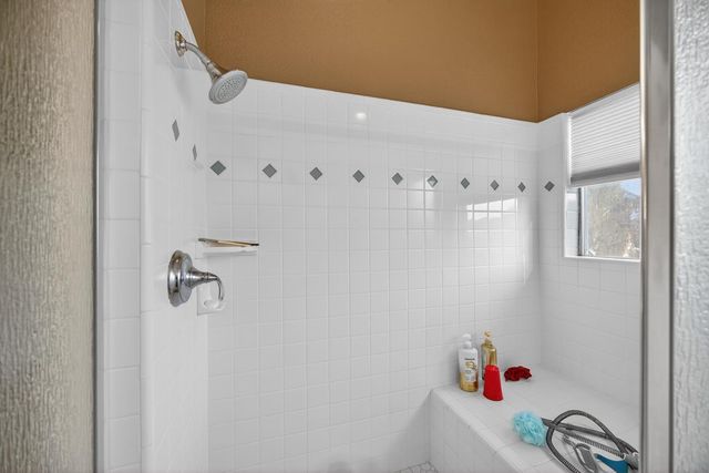 3816 Babson Dr, Elk Grove, CA 95758