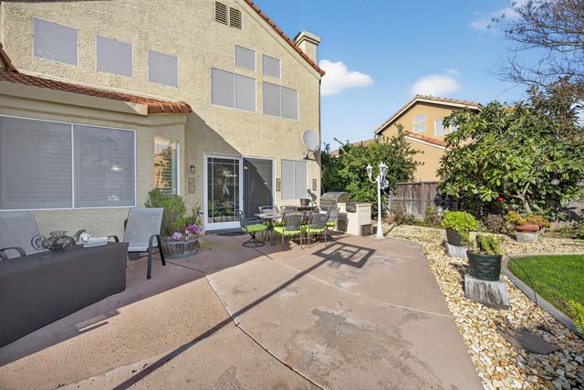 3816 Babson Dr, Elk Grove, CA 95758