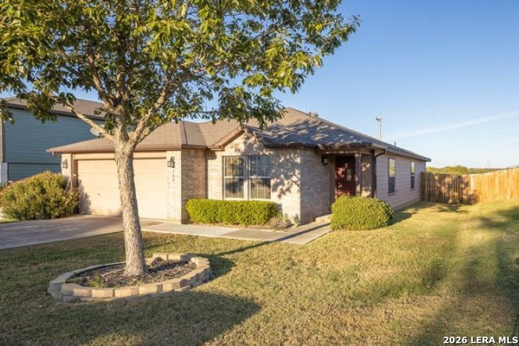 160 KAYLEE CHASE, Cibolo, TX 78108