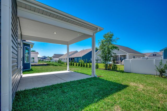 163 Glengrove Lane, Murrells Inlet, SC 29576