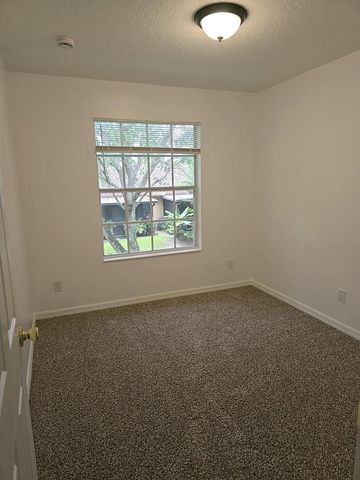 1124 N FAIRWAY DRIVE, Apopka, FL 32712