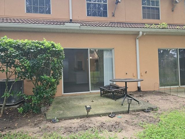 1124 N FAIRWAY DRIVE, Apopka, FL 32712