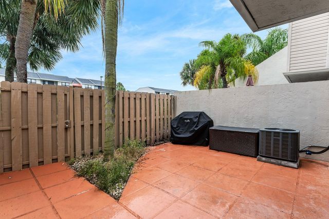 612 Executive Center Drive 107, West Palm Beach, FL 33401