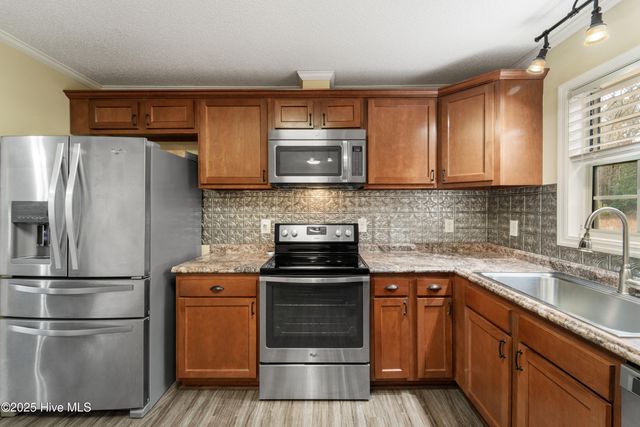 282 Faison W Mcgowan Road, Kenansville, NC 28349