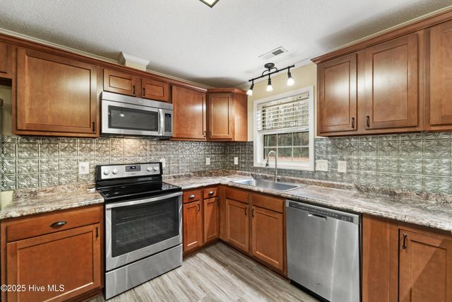 282 Faison W Mcgowan Road, Kenansville, NC 28349