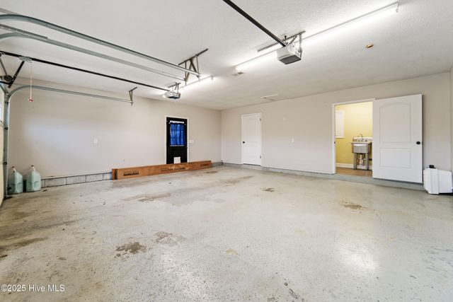 282 Faison W Mcgowan Road, Kenansville, NC 28349