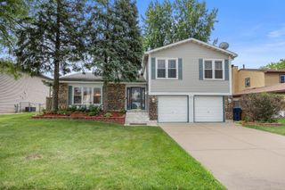 155 Hesterman Drive, Glendale Heights, IL 60139