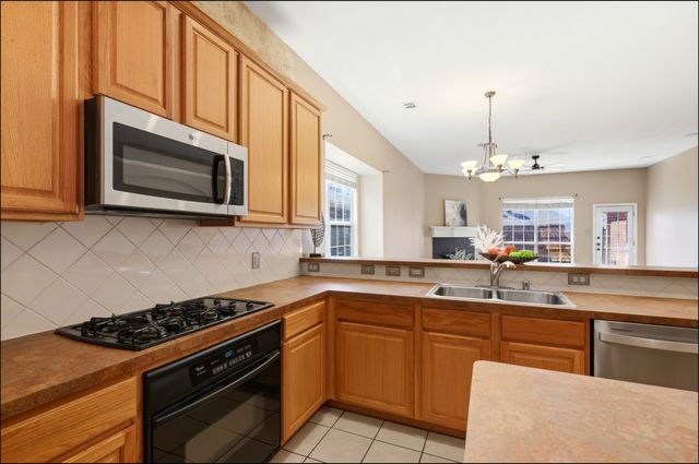 5517 LONGHORN Drive, The Colony, TX 75056