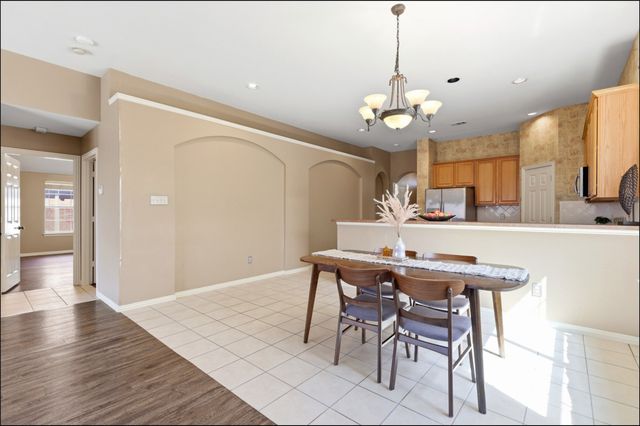 5517 LONGHORN Drive, The Colony, TX 75056