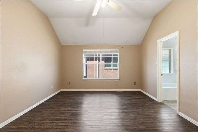 5517 LONGHORN Drive, The Colony, TX 75056