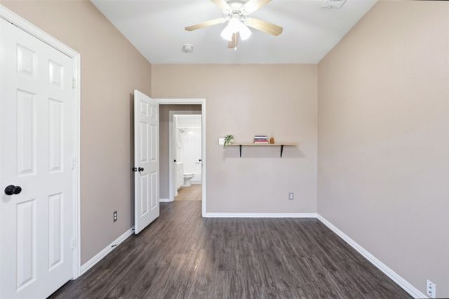 5517 LONGHORN Drive, The Colony, TX 75056