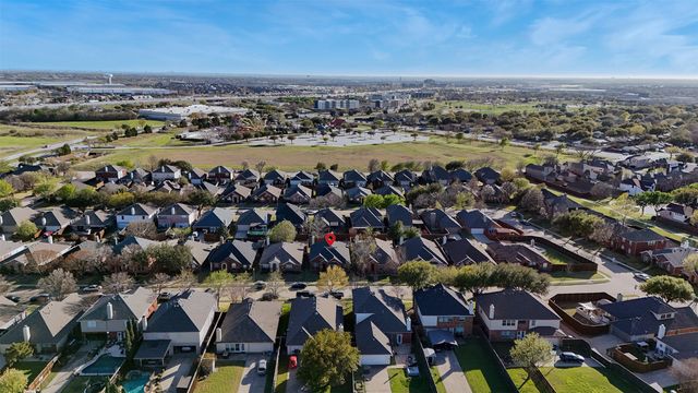 5517 LONGHORN Drive, The Colony, TX 75056