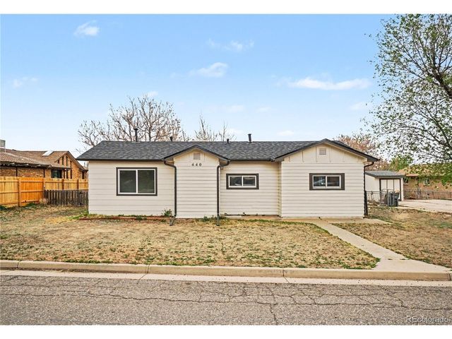 440 S Pine St, Keenesburg, CO 80643