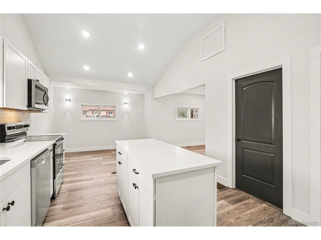 440 S Pine St, Keenesburg, CO 80643
