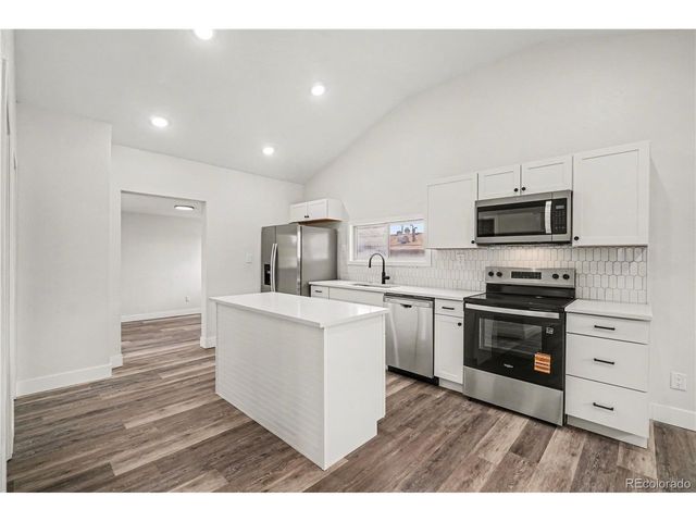 440 S Pine St, Keenesburg, CO 80643