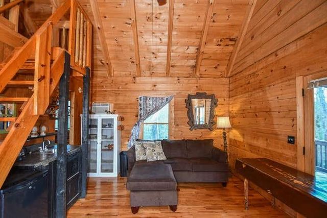 389 Wilderland Trail, Cleveland, GA 30528