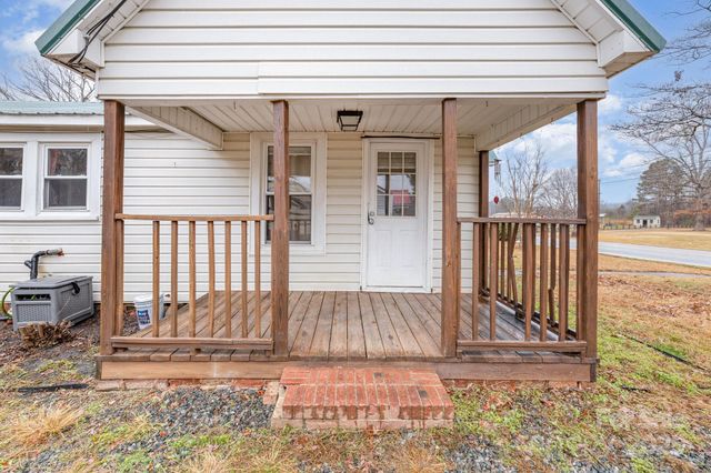 12056 E Old US 64 Highway, Lexington, NC 27292